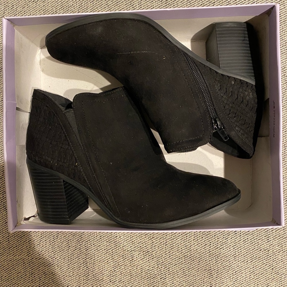 Black chayene madden girl booties